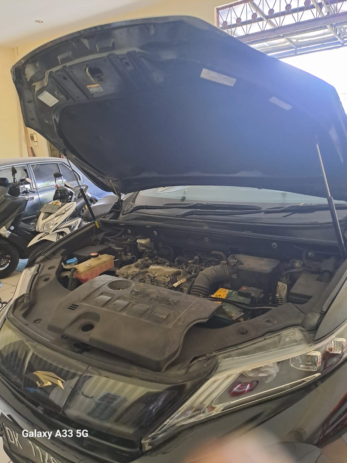 Perbaikan mobil Toyota Harier